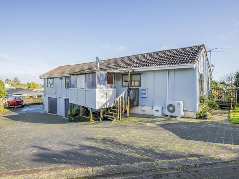 5 Rotoma Rise, Clover Park