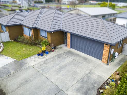 5 Talbot Grove, Trentham