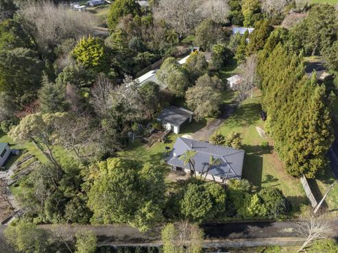 8 Poland Street, Waikino