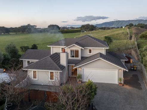 60 Wood Leigh, Paraparaumu Beach