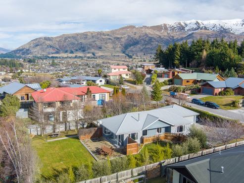 3 Hillview Place, Wanaka