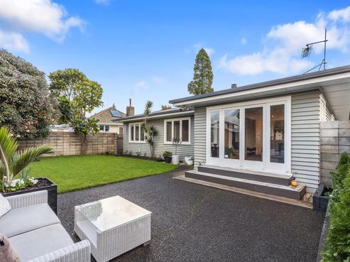 27 Landview Road, Parkvale