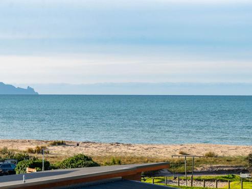 17 Wairahi Road, Langs Beach