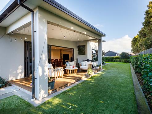 25 Nadine Stanton Drive, Bell Block