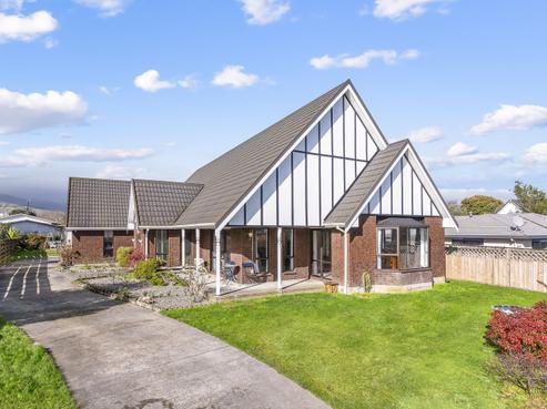 8 Renata Road, Otaki