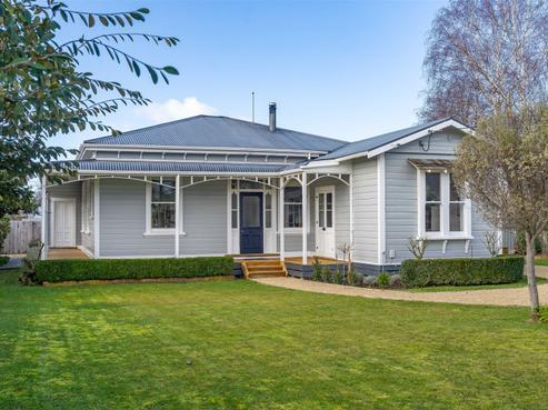 6 Paul Street, Masterton