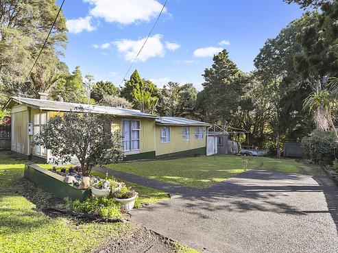 35 Tane Road, Laingholm