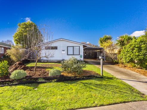 18 Roband Crescent, Brown Owl
