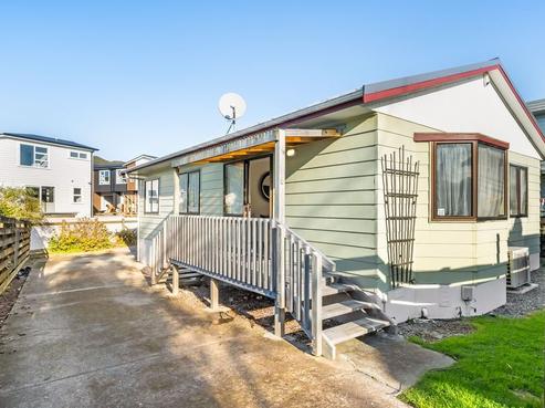 2/48 Awamutu Grove, Waiwhetu