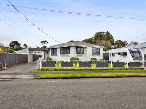16 Ramanui Avenue, Hawera