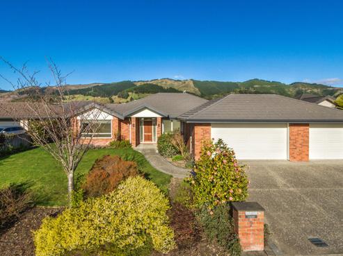 2 Ladbrook Lane, Richmond