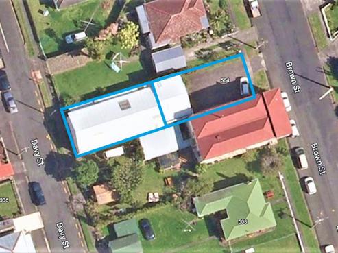 504 Brown Street, Thames