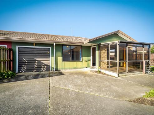 2/359 Main South Road, Hornby