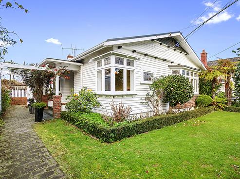 20 Saint Albans Grove, Woburn