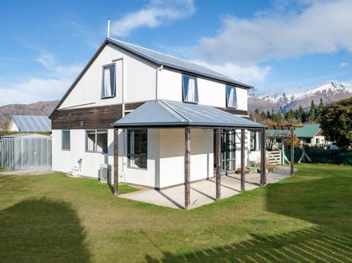 18 Ragan Lane, Wanaka