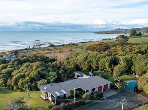 15 Miro Street, Kaka Point