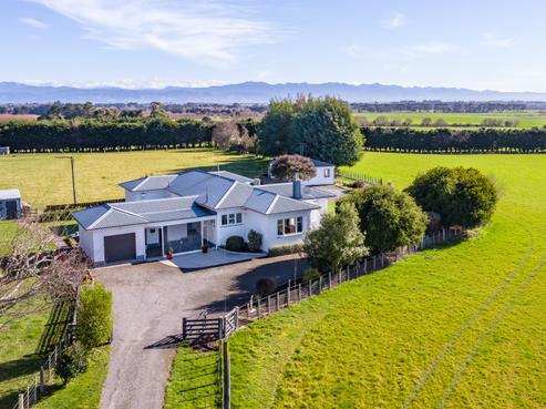 1390 Te Whiti Road, Gladstone