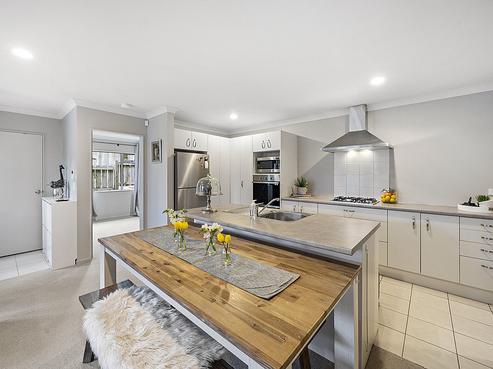 12A Sutherland Crescent, Melrose