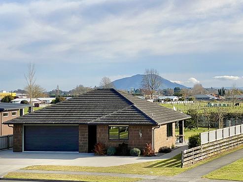 208 Gleneagles Drive, Te Awamutu