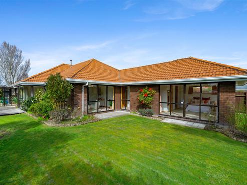 23 Airport Drive, Milson