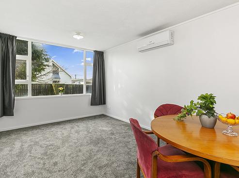 1/41 Barber Grove, Moera