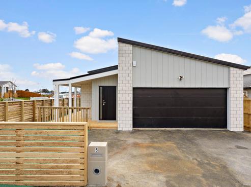 5 Karihi Road, Karaka