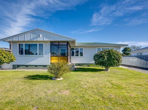 38 Trinity Crescent, Pirimai