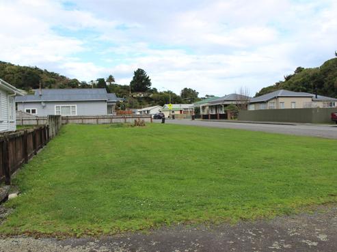 13 Blackmore Street, Greymouth