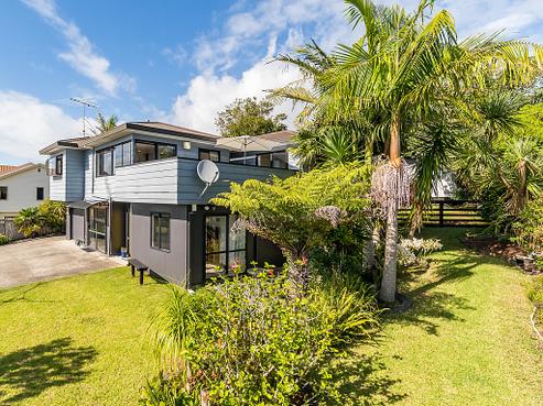 28 Charlotte Street, Stanmore Bay