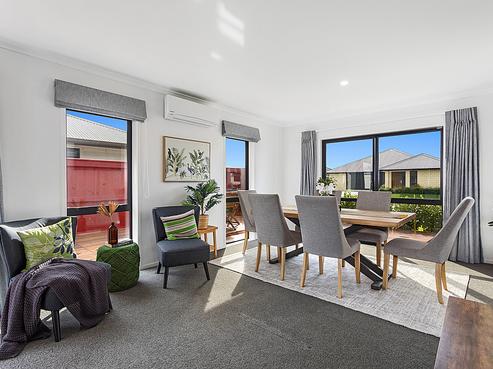 1 Karearea Drive, Coastlands