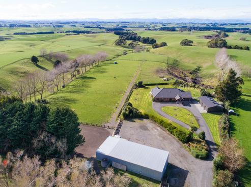 702 Mount Stewart Halcombe Road, Halcombe