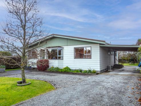 13 Chamberlain Road, Masterton