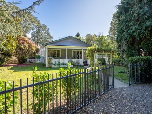 51 State Highway 1, Waikanae