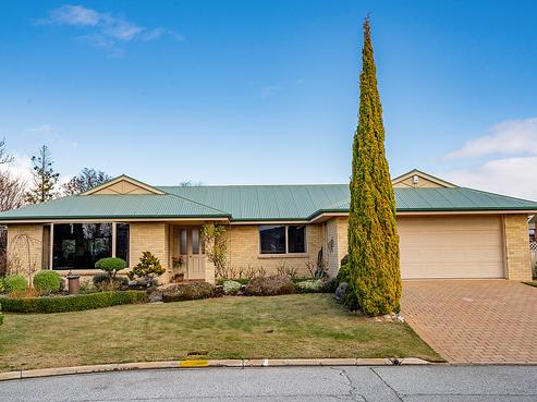 17 Orchard Place, Cromwell