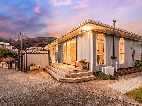 21 Harvard Grove, Totara Park