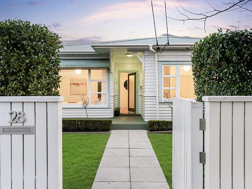 28 Fergusson Avenue, Sandringham