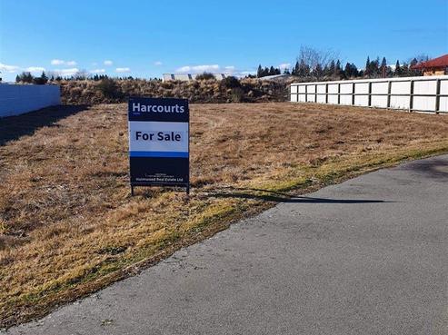 13 Greenfield Place, Twizel