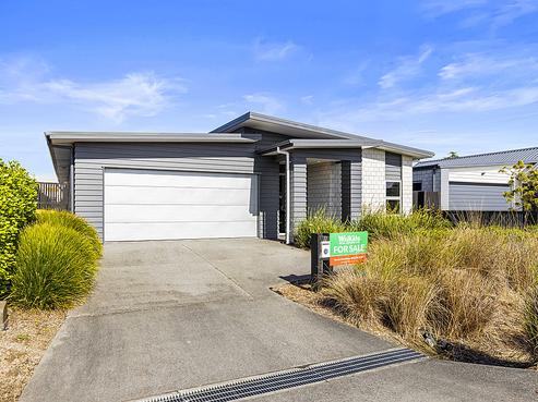 11 Alker Road, Chartwell