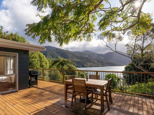 133 Akerbloms Road, Queen Charlotte Sound