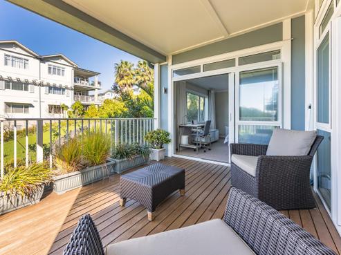 102 Landmark Terrace, Orewa