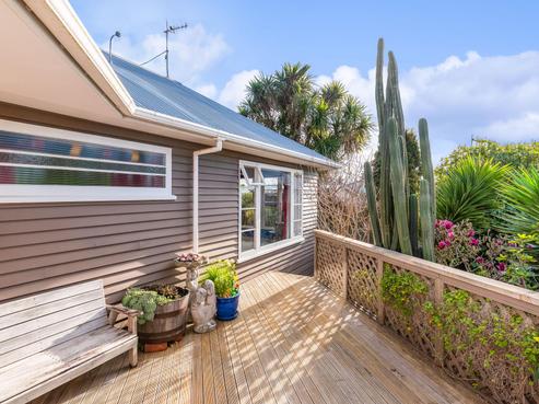8B Tararua Street, Paraparaumu