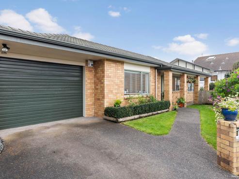 5/17 Youngs Road, Papakura