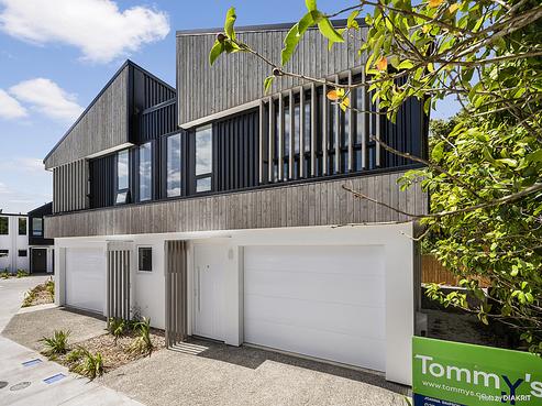 8/6 Bushland Grove, Paparangi