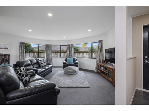 7 Thornlea Grove, Waiuku