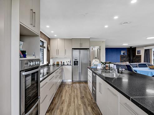 20 Chartwell Drive, Eltham