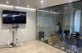 REFURBISHED OFFICE IN CHARACTER BUILDING
