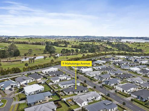9 Mahutonga Avenue, Beachlands
