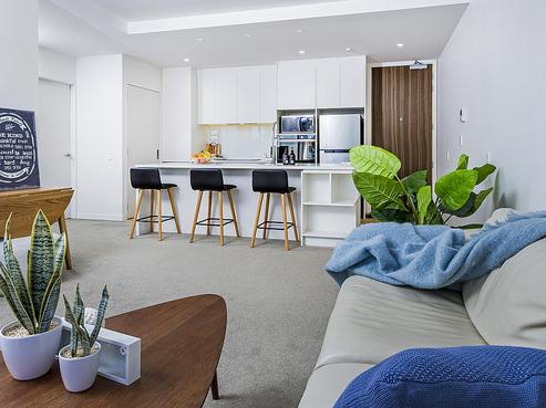102/8A Lake Pupuke Drive, Takapuna
