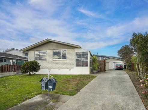 1/12 Cobham Crescent, Stoke