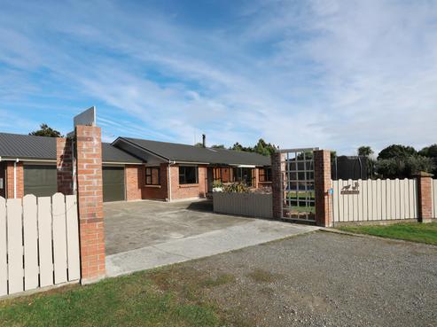 10 Tui Place, Otatara